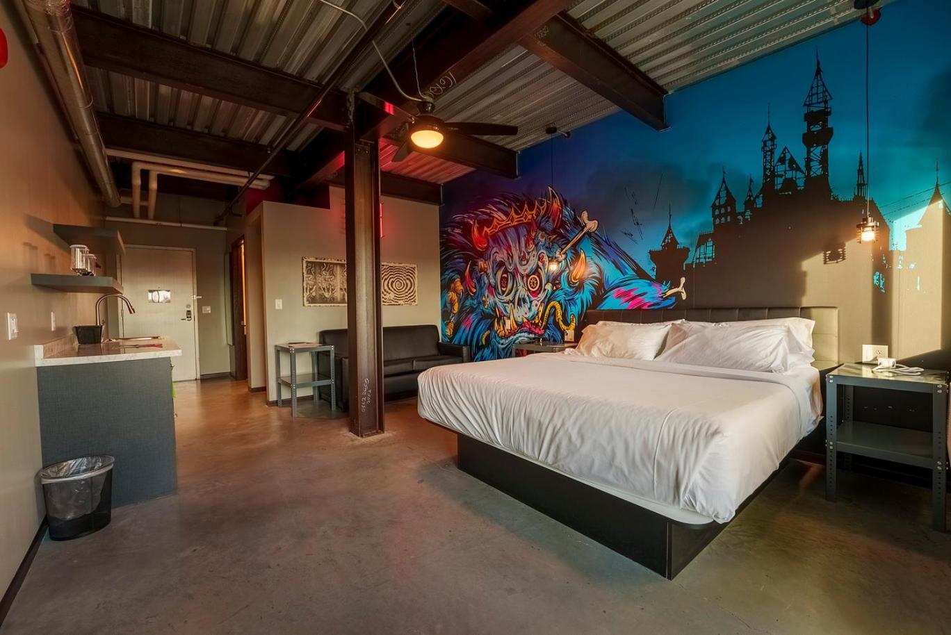 Brewhalla Hotel *