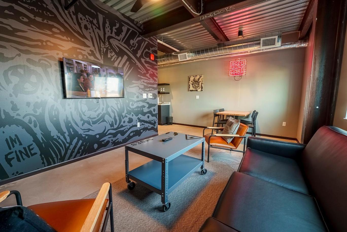 Brewhalla Hotel